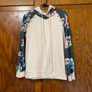 L floral sweatshirt